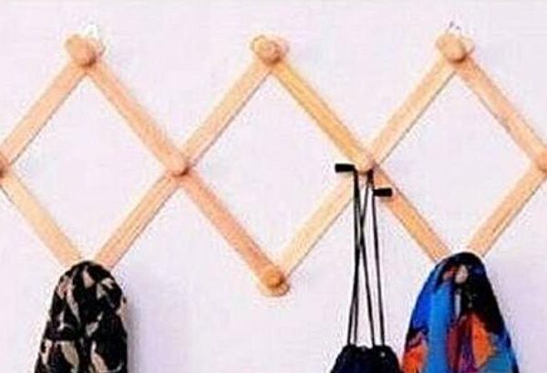 Wooden hanger