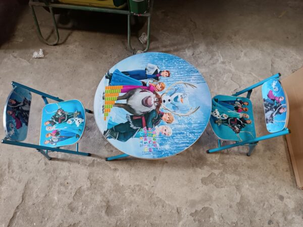 Quality Children Table Set - Image 8