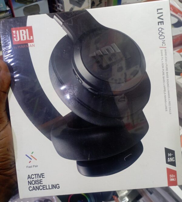 JBL live 600.