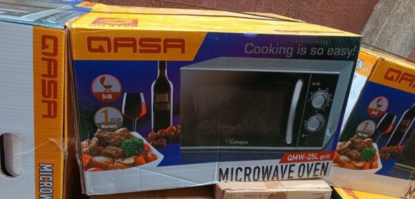 Qasa 25L Microwave Oven with grill