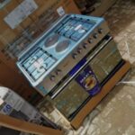 Maxi 4+2 Standing gas cooker.