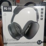 PG-19 headset with mic.