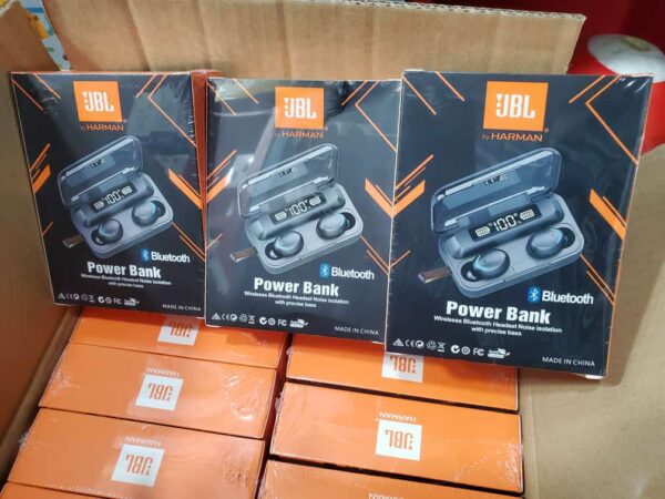 JBL power bank pack