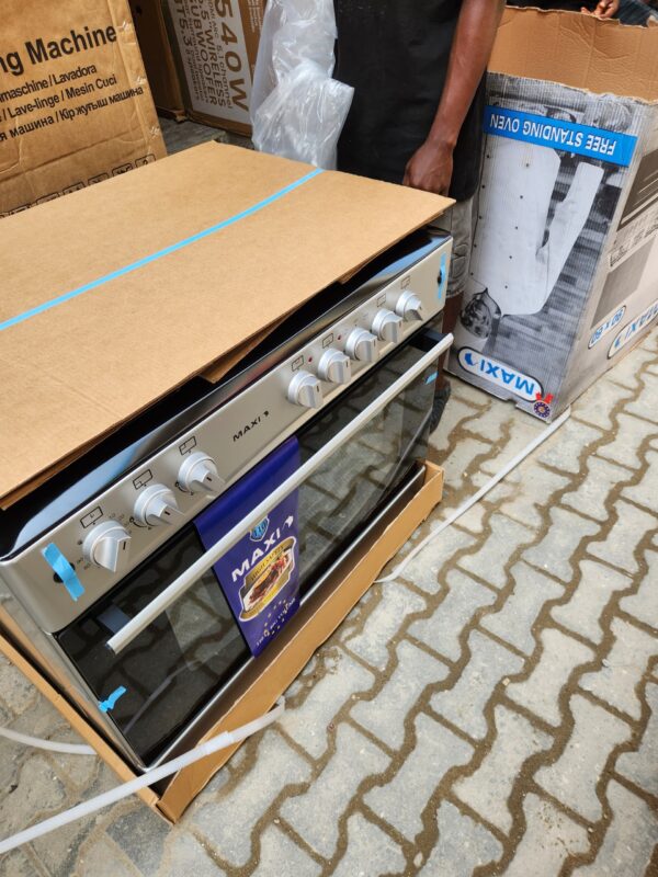 max 4+2 standing gas cooker