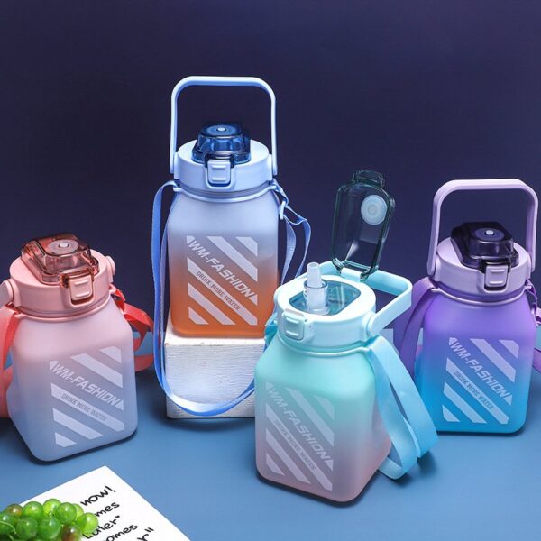 ST Fashion 1.5L Water Bottle
