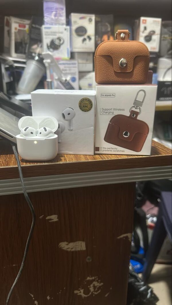 original airpod 4 +pouch 19,000