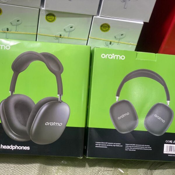 or -9   oraimo headset.