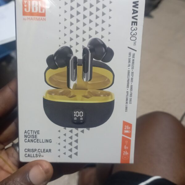 JBL wave330.