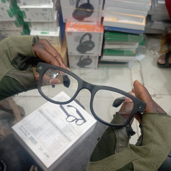 smart glass with camera     68,000