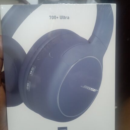 Bose 700+ultra with connector
